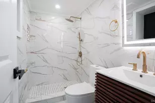 128 E 238th St, Bronx, NY 10470 - Photo 21