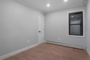 128 E 238th St, Bronx, NY 10470 - Photo 15