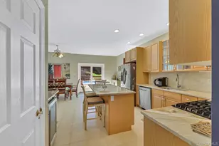 122 Duke Dr, Carmel, NY 10512 - Photo 15