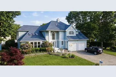 9 Dexter Street, Selden, NY 11784 - Photo 1