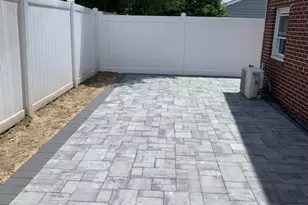 25 Jerome St, Lindenhurst, NY 11757 - Photo 9