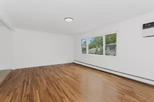 131 Huntsbridge Rd, Yonkers, NY 10704 - Photo 17