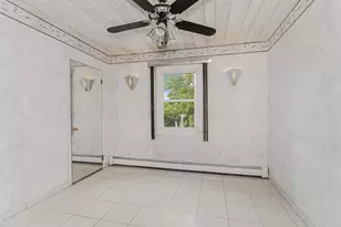 131 Huntsbridge Rd, Yonkers, NY 10704 - Photo 5