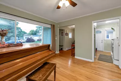 1185 Webber Avenue, West Hempstead, NY 11550 - Photo 5
