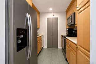 103 Richmond Blvd, Ronkonkoma, NY 11779 - Photo 11