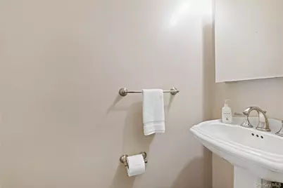 241 Madison Road, Scarsdale, NY 10583 - Photo 15