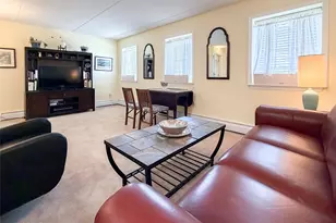 61-06 Beach Front Rd, Arverne, NY 11692 - Photo 5