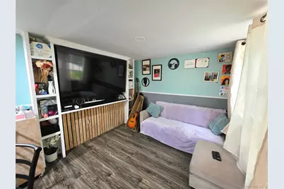[Address not provided], Medford, NY 11763 - Photo 9