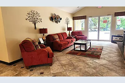 9 Freedom Lane, Coram, NY 11727 - Photo 13