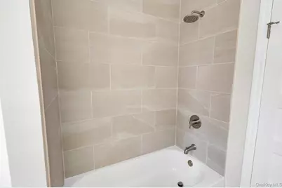 5 Columbia Street, Farmingdale, NY 11735 - Photo 17