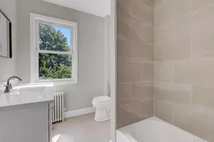 5 Columbia St, Farmingdale, NY 11735 - Photo 15