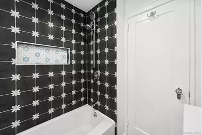 52 Albermarle Avenue, Huntington Station, NY 11746 - Photo 33