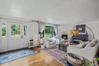 52 Albermarle Avenue, Huntington Station, NY 11746 - Photo 9