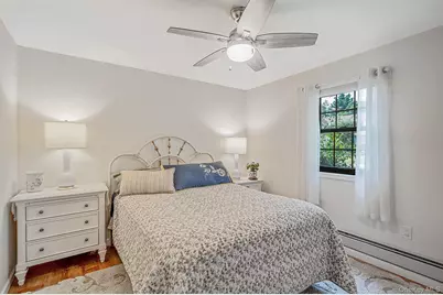 52 Albermarle Avenue, Huntington Station, NY 11746 - Photo 23