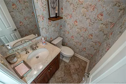 9 Crick Holly Lane, East Islip, NY 11730 - Photo 15