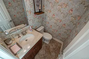 9 Crick Holly Ln, East Islip, NY 11730 - Photo 15