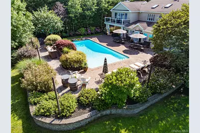 9 Crick Holly Lane, East Islip, NY 11730 - Photo 3