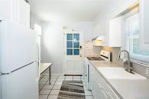26 Powderhorn Rd, Ardsley, NY 10502 - Photo 9