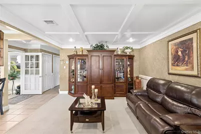 4 Flair Way, Coram, NY 11727 - Photo 3