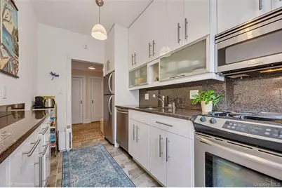 41-42 42nd Street #6A, Sunnyside, NY 11104 - Photo 3