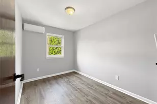 806 E 227th St, Bronx, NY 10466 - Photo 25