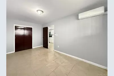 806 E 227th Street, Bronx, NY 10466 - Photo 29