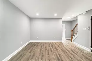 806 E 227th St, Bronx, NY 10466 - Photo 3