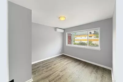 806 E 227th Street, Bronx, NY 10466 - Photo 13