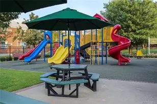 260-40 Langston Ave, Glen Oaks, NY 11004 - Photo 7