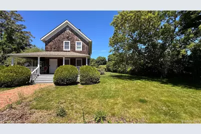 10 Kerrie Court, Southampton, NY 11968 - Photo 5