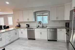 300 Daub Ave, Hewlett, NY 11557 - Photo 5