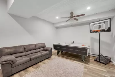 66 Waterside Close, Eastchester, NY 10709 - Photo 31
