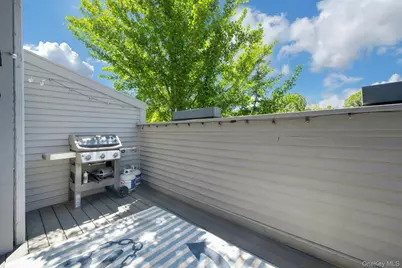 66 Waterside Close, Eastchester, NY 10709 - Photo 39