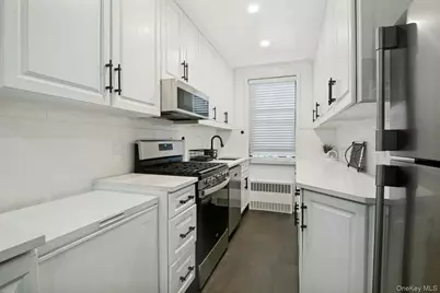 142 Garth Road #2S, Scarsdale, NY 10583 - Photo 7