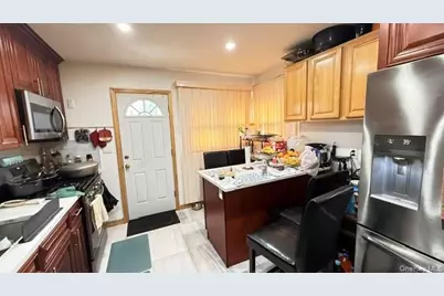 24203 131st Road, Rosedale, NY 11422 - Photo 5