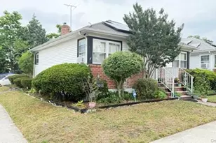 242-03 131st Rd, Rosedale, NY 11422 - Photo 17