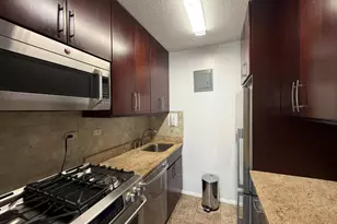 400 E 54th St, New York, NY 10022 - Photo 5