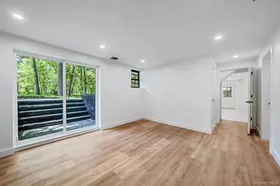 465 Helene Avenue, Shirley, NY 11967 - Photo 23