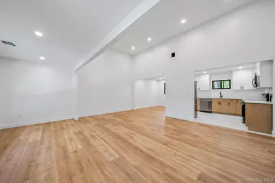 465 Helene Avenue, Shirley, NY 11967 - Photo 5