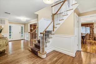 30 Woodland Rd, Roslyn, NY 11576 - Photo 5