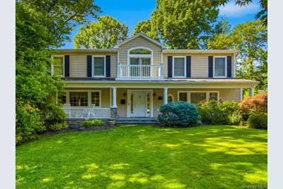 30 Woodland Road, Roslyn, NY 11576 - Photo 1