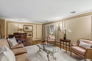 30 Woodland Rd, Roslyn, NY 11576 - Photo 13