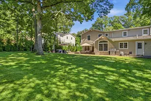 30 Woodland Rd, Roslyn, NY 11576 - Photo 31