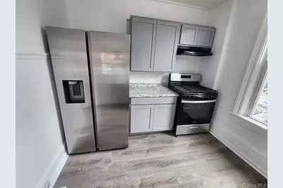 457 Main St #Apt 4, Beacon, NY 12508 - Photo 3