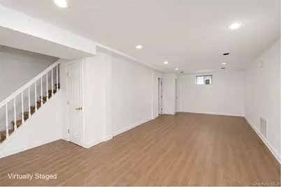 22 Putters Court, New York, NY 10301 - Photo 25