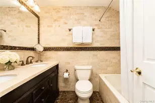 22 Putters Ct, New York, NY 10301 - Photo 17