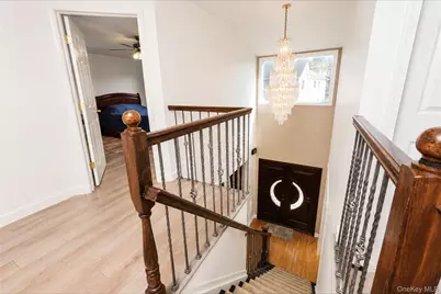 22 Putters Court, New York, NY 10301 - Photo 15