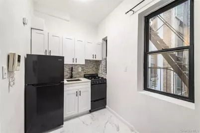 152 E 35th Street #5H, New York, NY 10016 - Photo 9