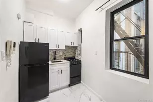 152 E 35th St, New York, NY 10016 - Photo 9