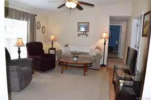 314 Brittany Terrace, Rock Tavern, NY 12575 - Photo 9